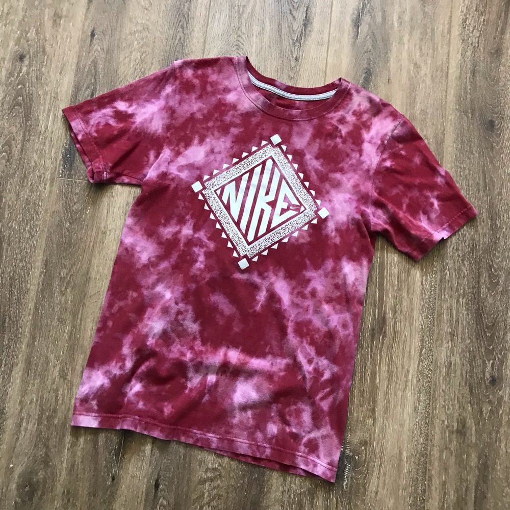 Nike Bleached T-Shirt